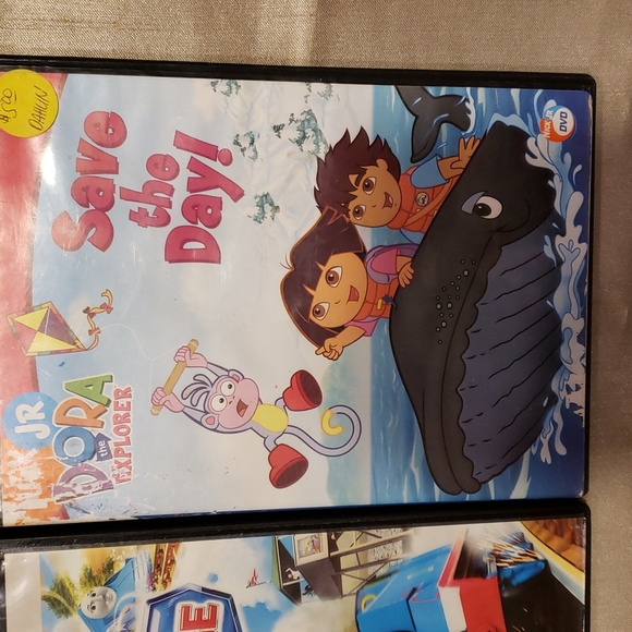2 DVDs Children's Film Musical Animation Dora The Explorer and Thomas & Friends - Picture 3 of 4